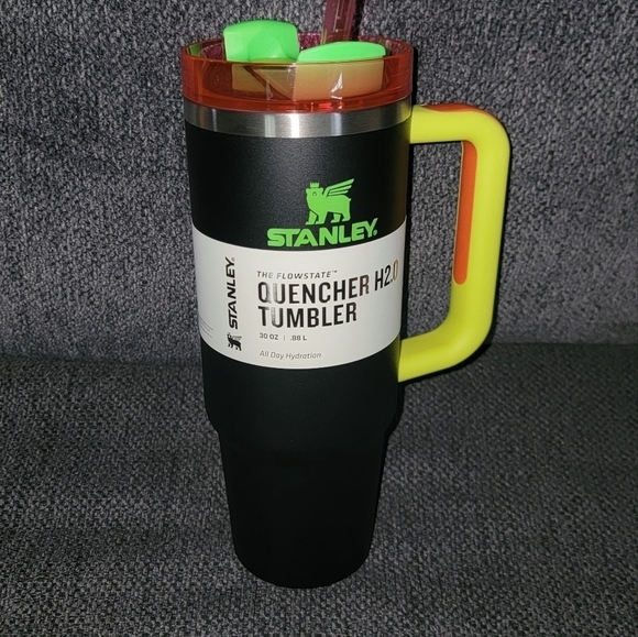 BLACK NEON 30OZ STANLEY QUENCHER - Picture 5 of 5